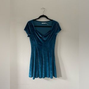Anthropologie Kimchi Blue Velvet Sweetheart Swing Dress M